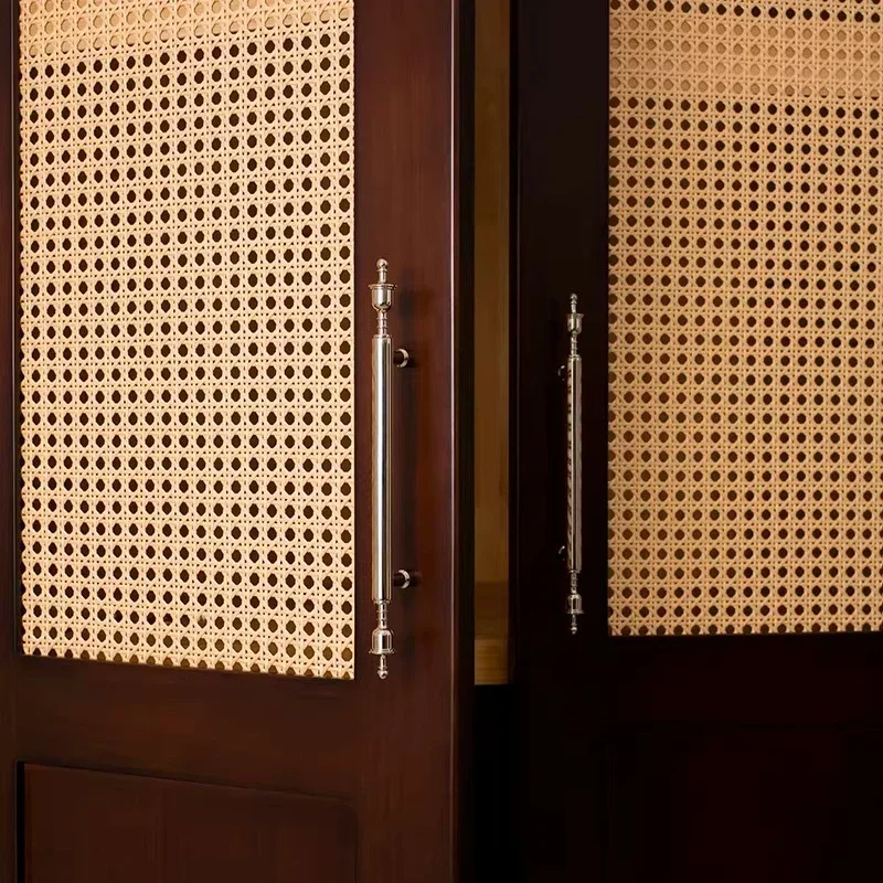 Elegante Massivmessing-Silberkrone Schubladen-Möbelgriffe Luxuriöse Schuhbox-Schubladen-Weinbar-Knöpfe für Schränke Lange Griffe – Detail 20