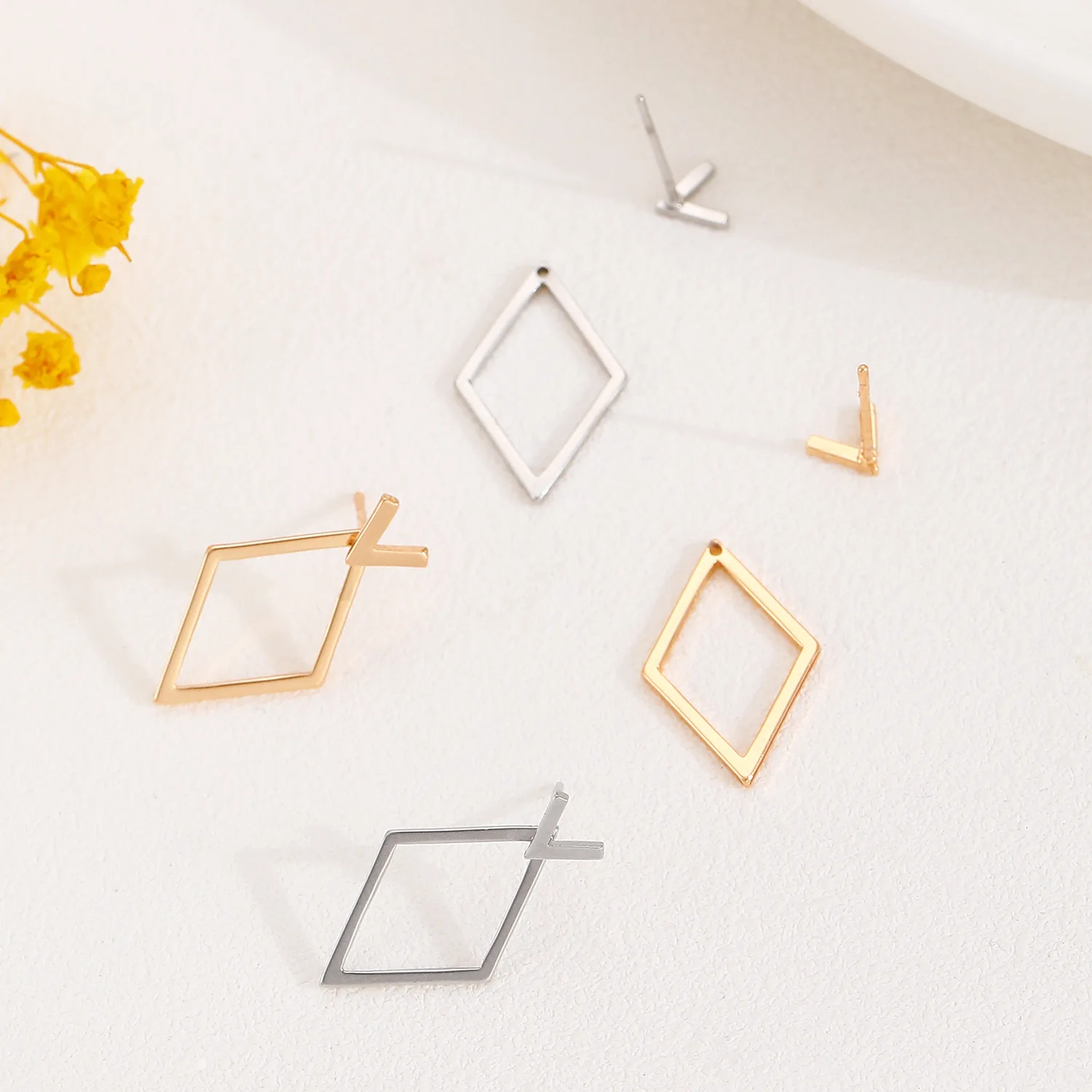 Stylish Stainless Steel Hollow Rhombic Stud Earrings for Women Minimalist Geometric Fashion Jewelry Accessories Party Gifts