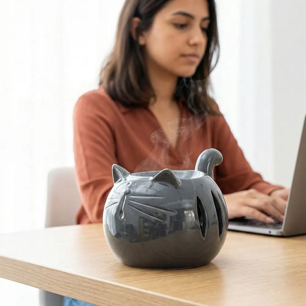 

Ceramic Incense Burner Heat-resistant Hollow Out Oil Diffusion Furnace Cartoon Animal Aromatherapy Burner Household Use