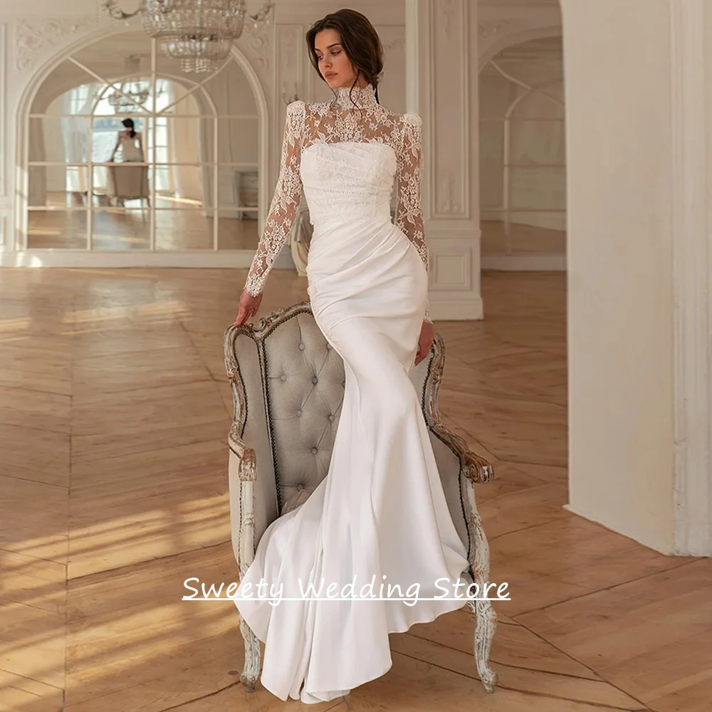 Einfaches Meerjungfrau-Hochzeitskleid mit Spitzen-Bolero-Jacke, maßgeschneidert, trägerlos, ärmellos, mit Falten und Schleppe
