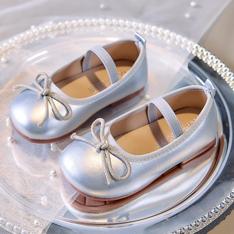 

Autumn Kids Dancing Shoes For Girl Soft Flexible Toddler Shoes Children Flats Girls PU Leather Shoes