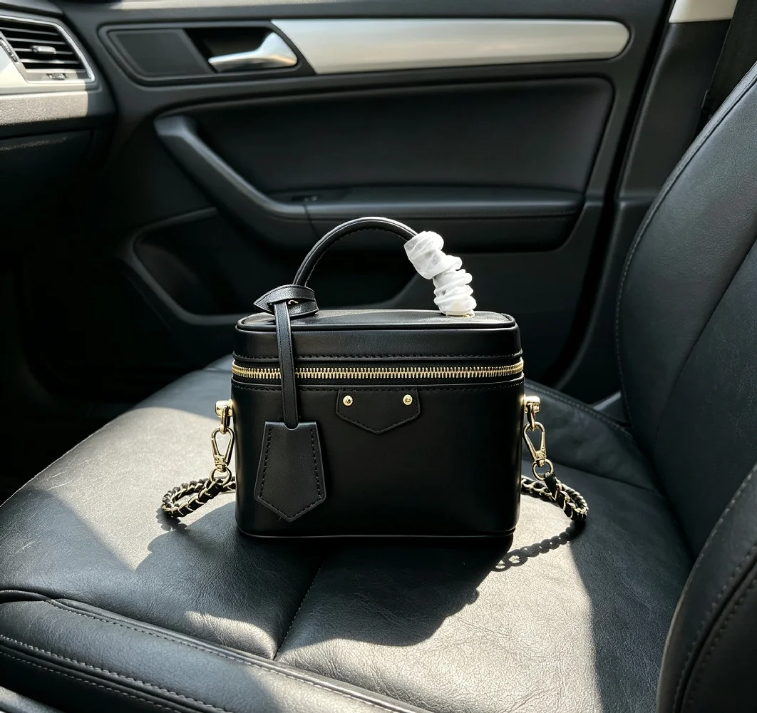 Women'S Work Bags Designer - กระเป๋าถือผู้หญิงดีไซน์เนอร์สไตล์ที่เข้ากับทุกชุดในชีวิตประจำวัน ดีไซน์เรียบง่าย กระเป๋าสะพายไหล่ กระเป๋าสะพายข้างขนาดใหญ่ วัสดุหนัง PU