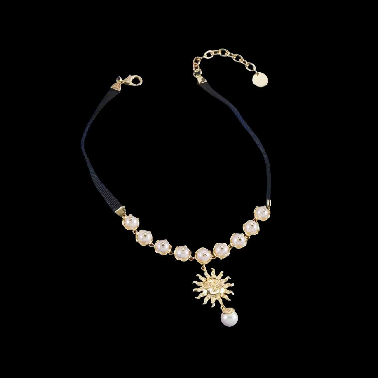 

New vintage fashion personality trend high sense pearl Sunflower pearl necklace