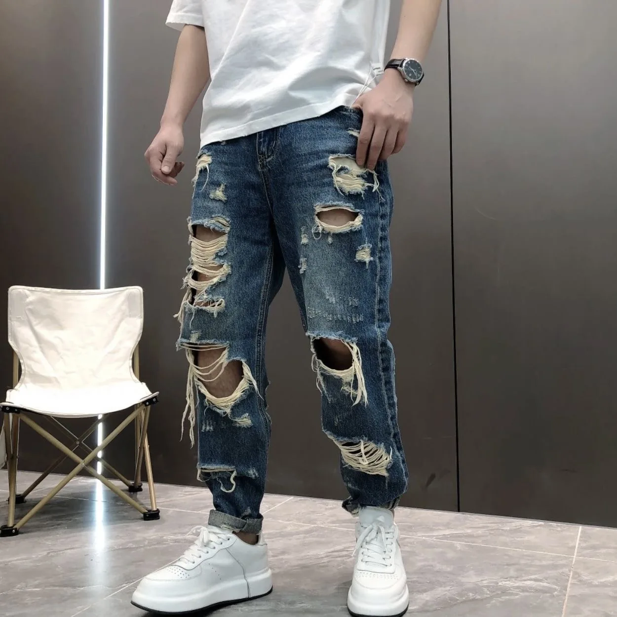 

American Street Style Men's Loose Jeans with Large Holes Trendy Youthful Denim Pants Creative Casual Loose Fit Jeans