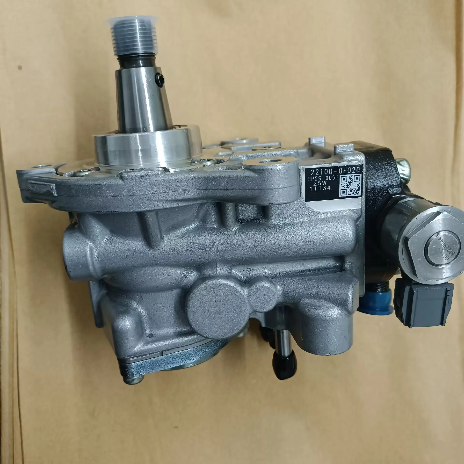 New Common Rail Fuel Oil Injection Pump Assy 22100-0E020 22100-0E010 299000-0050 299000-0051 For Diesel Engine