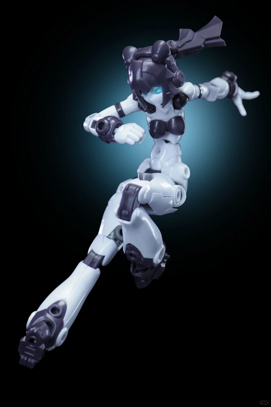 متوفر في المخزون: نموذج تجميع  - مراجعة Mega Man X Model Kit وسعره