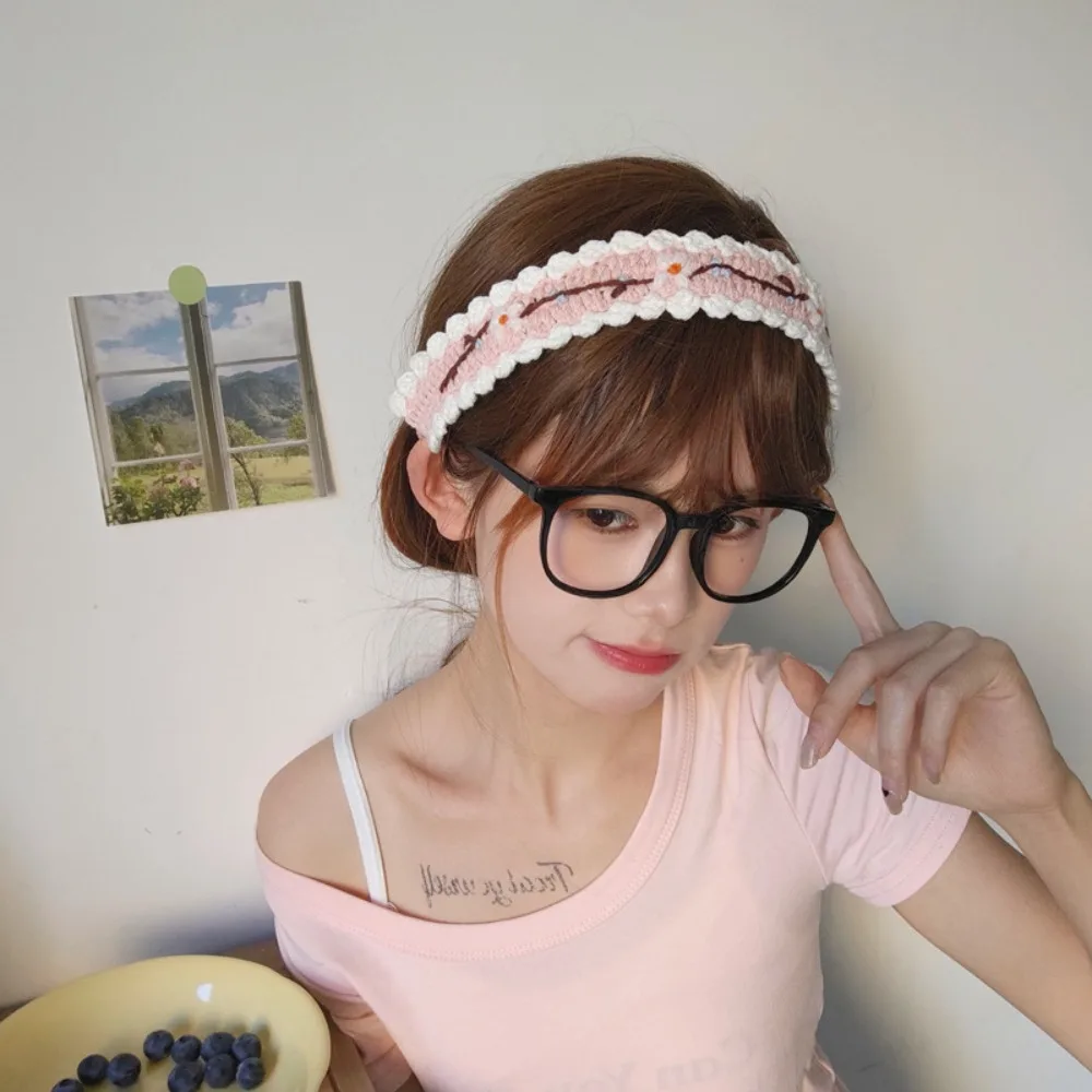 

Embroidered Knitted Flower Headband Woolen Yarn Sweet Crochet Hair Band Soft Thin Pastoral Style Hair Band