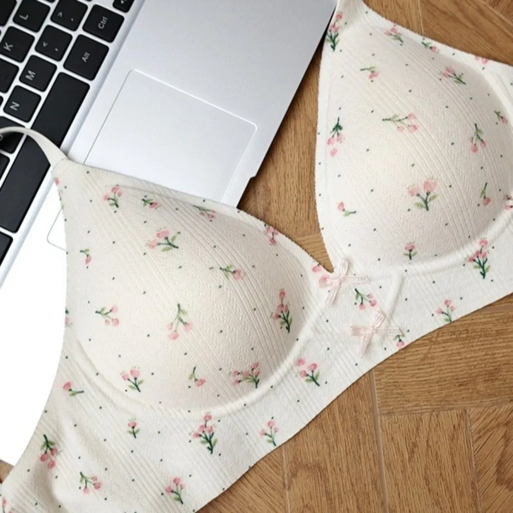 Thin Wireless Deep V Bra Close-fitting Shockproof Brassiere for Women Lingerie Gathered Breasts Seamless Bras Summer Spring