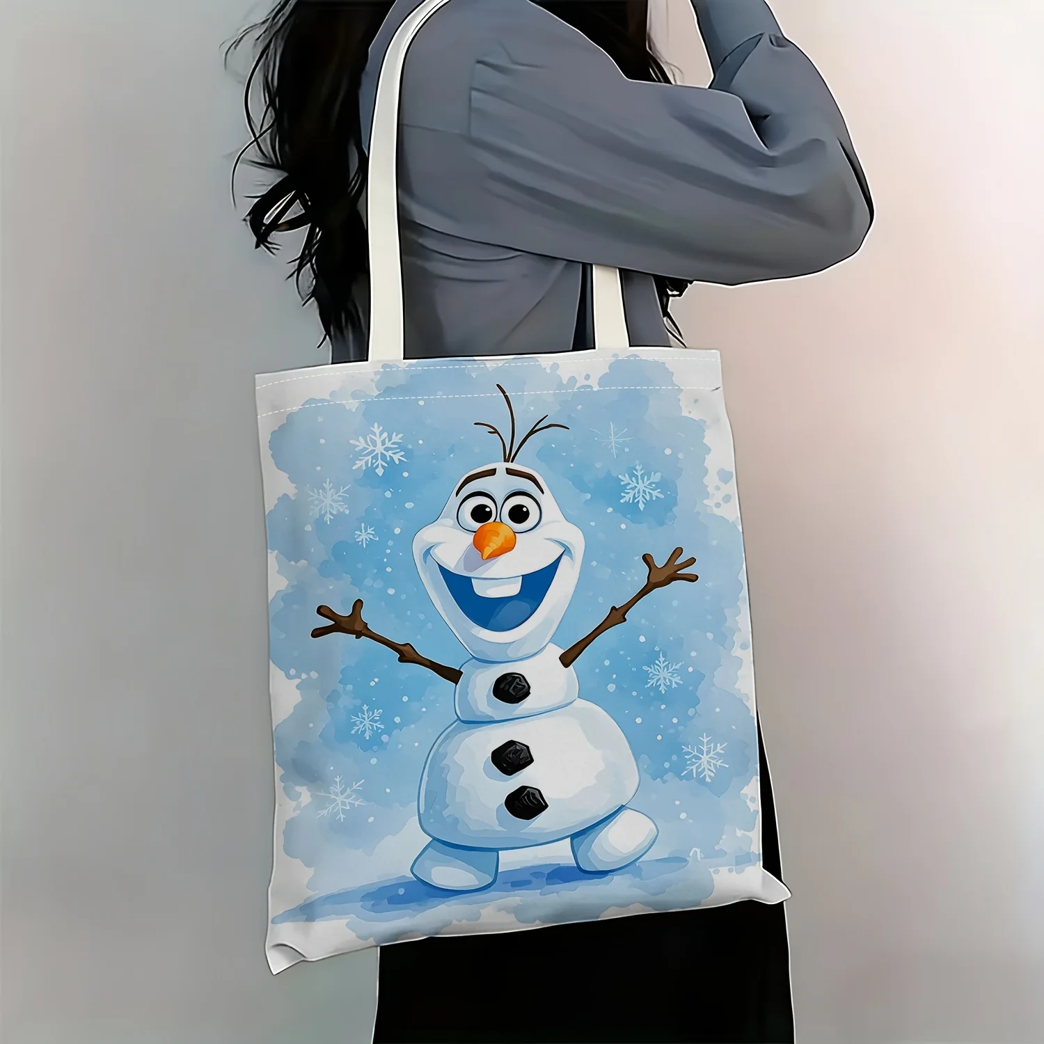 A multifunctional female zipper bag with cute snowman patter