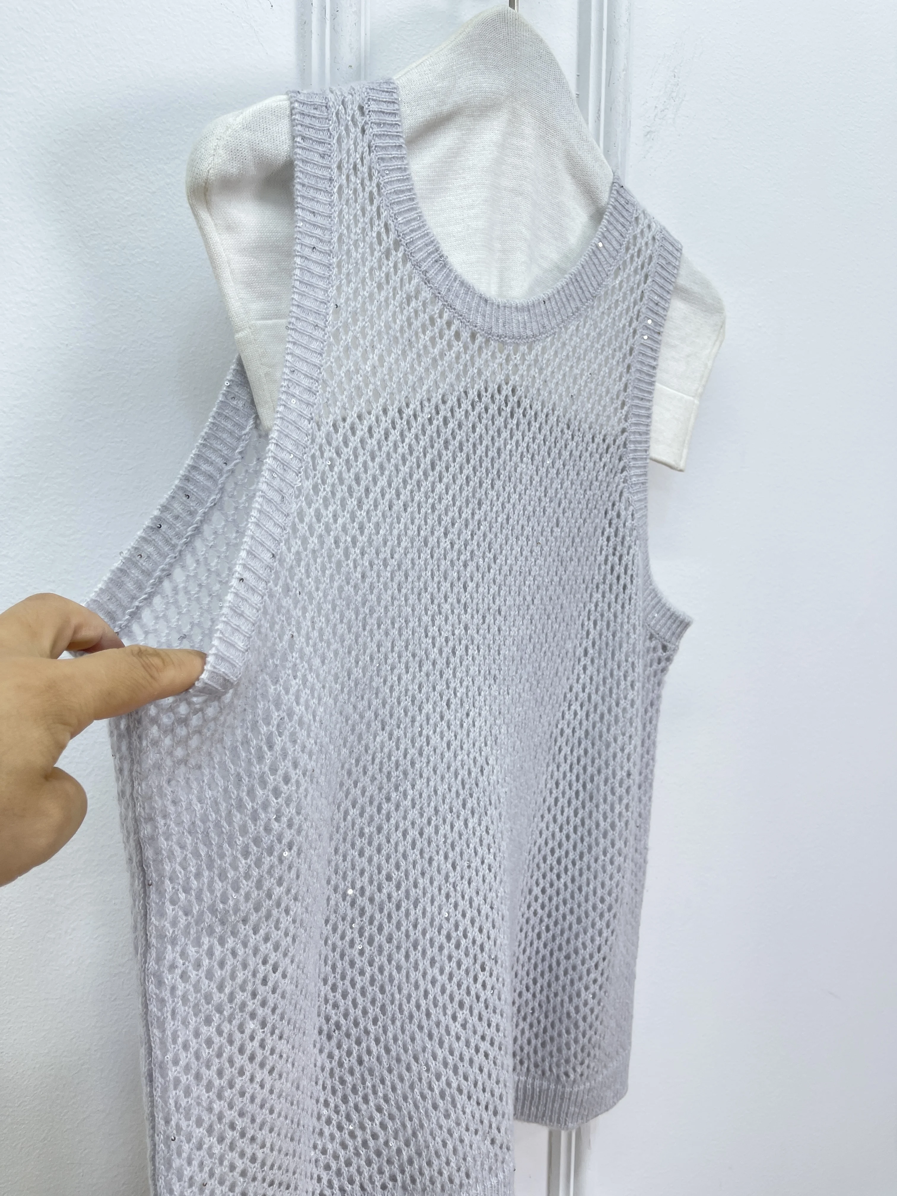 Spring And Summer New High Quality Fashion Casual Sequin Yarn Hollow Knitted Vest