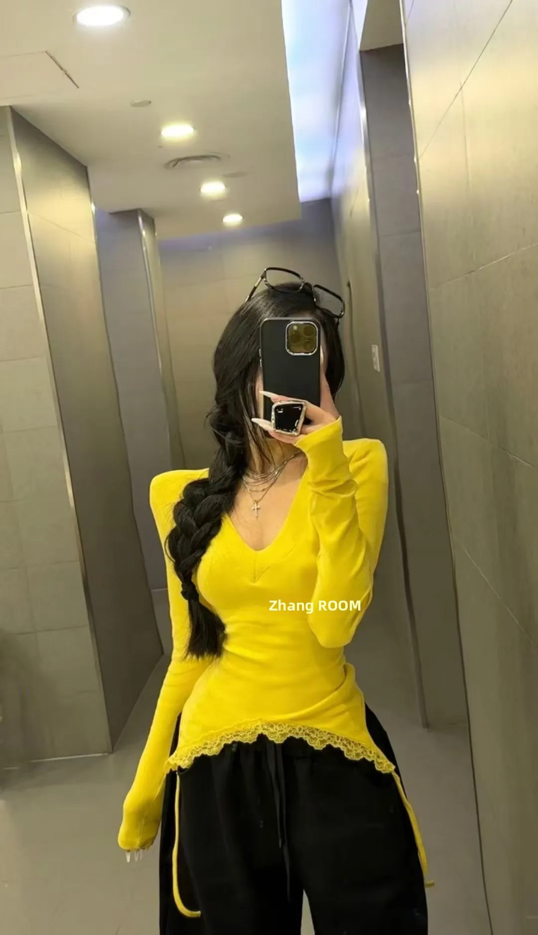 

Faionable Deep V Ne Long SveT irt Women'sSlim FitSPicy GirlDesignKorean SleSpring New Arrival Pure Color Top