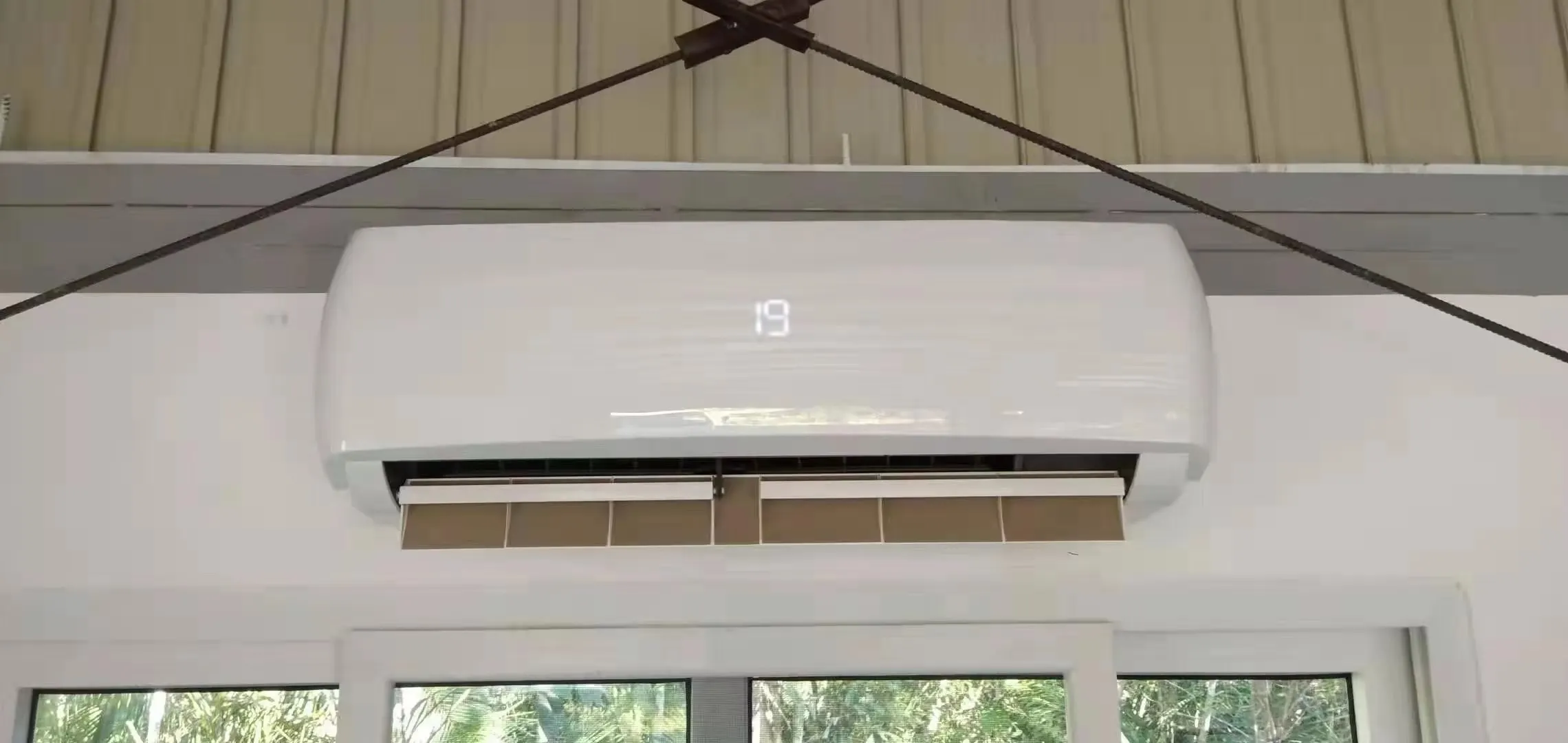 مكيف هواء 18000btu 24000btu مثبت على الحائط AC DC Hybrid Solar Multi Split