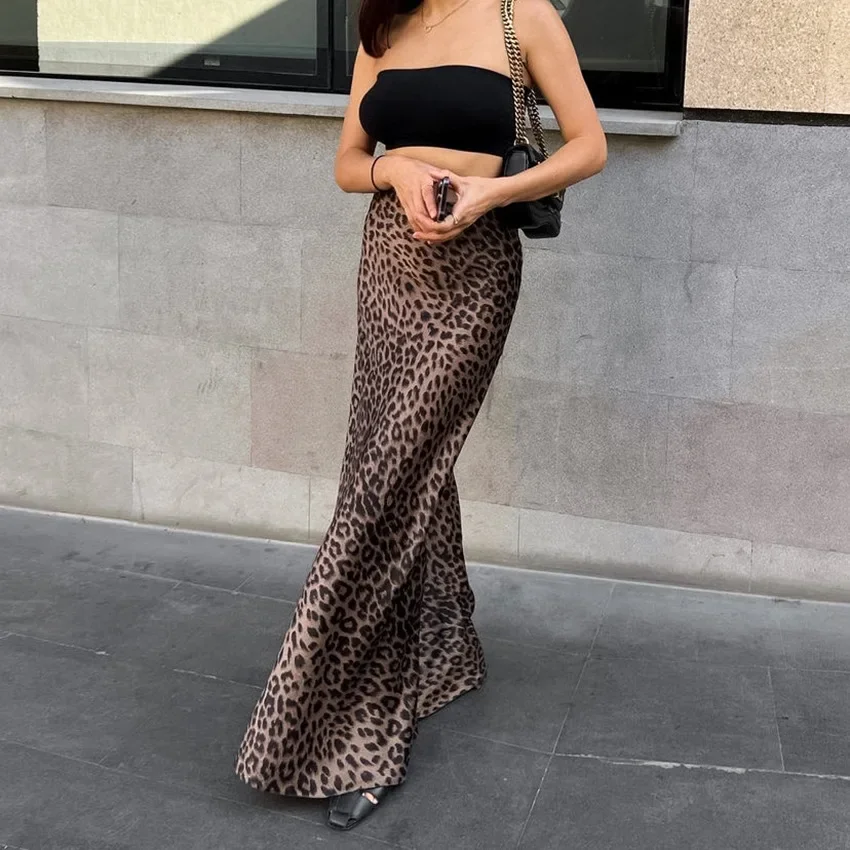 

2024 Women's Sexy Hot Girl Leopard Print Bustier Skirt Fall and Winter New Package Hip Slim Fishtail Skirt Fashion Long Dresses