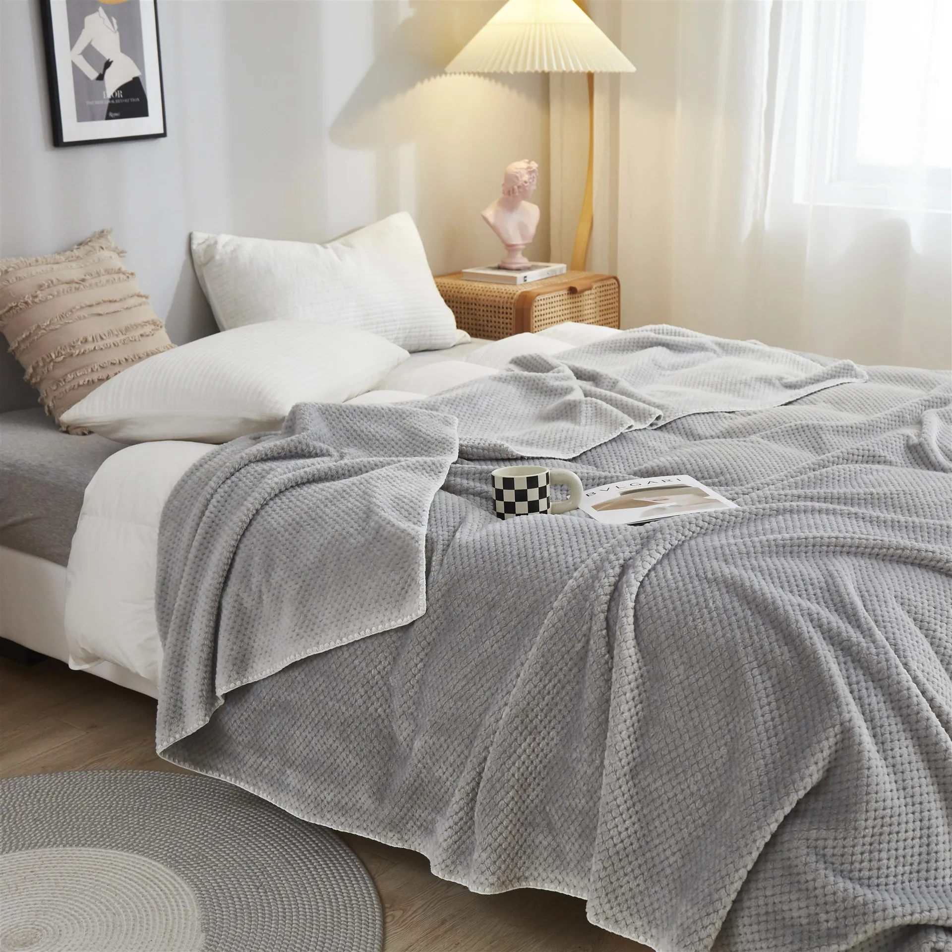 

Compact Versatile Customizable blankets