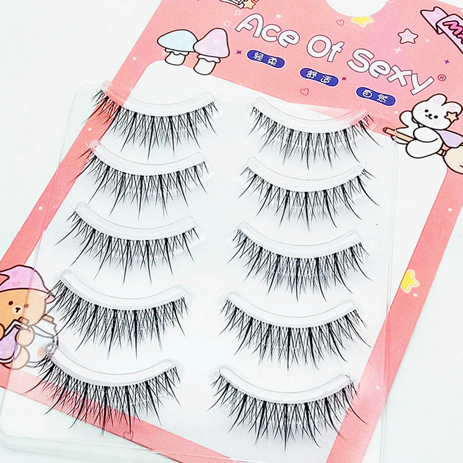 Natural Looking Long Eyelashes Lightweight Fur False Eyelashes for Beauty Blogger Makeup Supplies