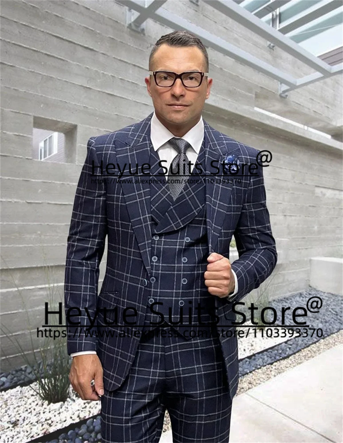 England Style Black Plaid Wedding Groom Tuxedos Slim Fit Peak Lapel Business Men Suits Party 3 Pieces Sets trajes para hombre