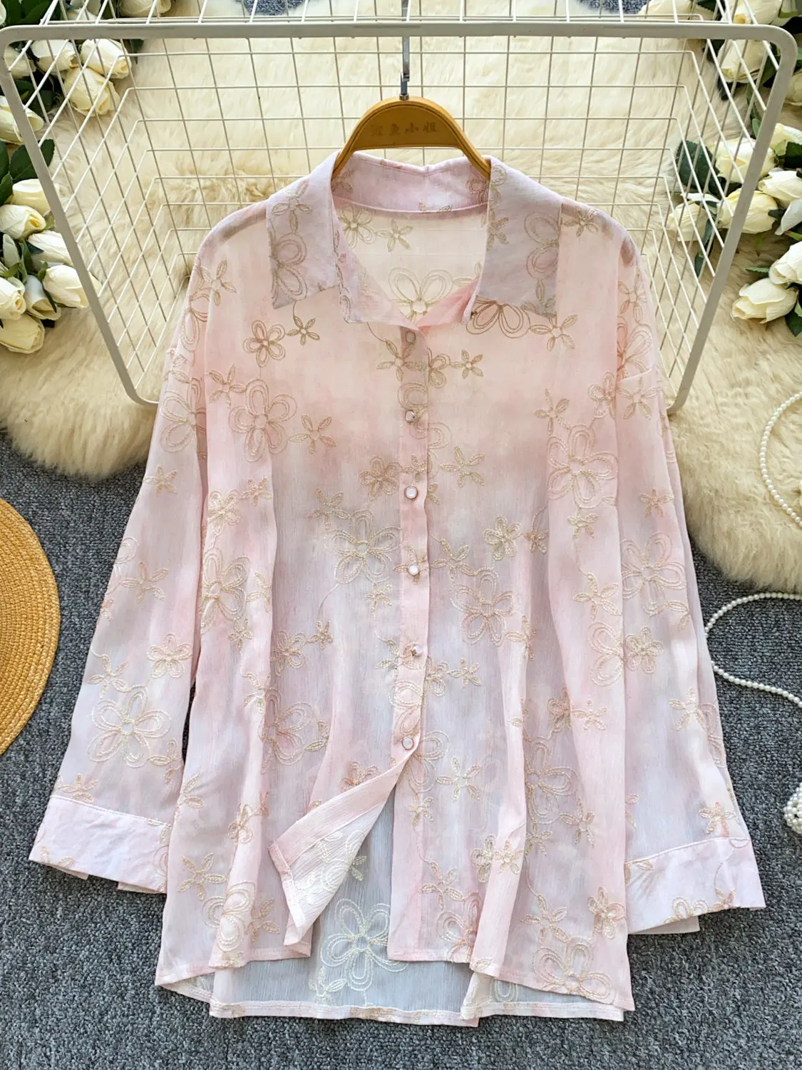 

New Three-dimensional Flower Embroidery Shirt Women's Korean Wear Loose Fashion Long Sleeve Cardigan Tops Blouse