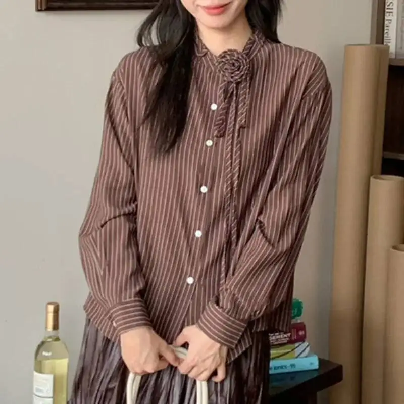 

LOMO 2025 New French Office Floral Shirt Women Sustainable Stripe Tie Blouse Elegant Work Top Simple commuting ladies