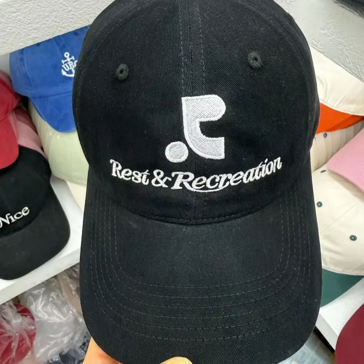 Rest&Recreation 2026S Trendy Baseball Cap Embroidery Breathable Sun Protection Face Slimming Dad Hat Couple