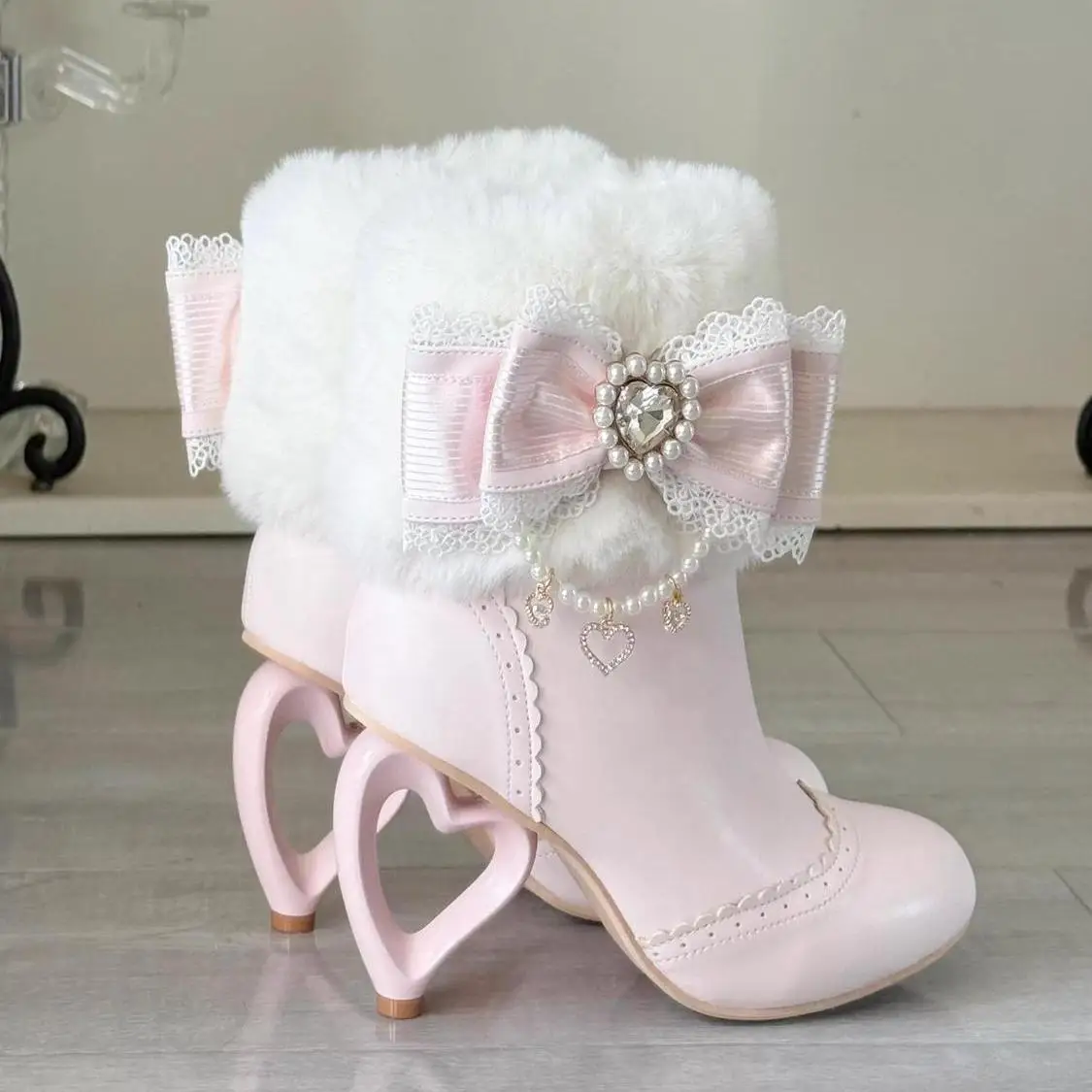 

Kawaii Womens Shoes Japanese Style Lolita Cosplay Dress Boots for Girls Cute Bow Pearl Hollow-out Heels Plush Winter Boots Woman
