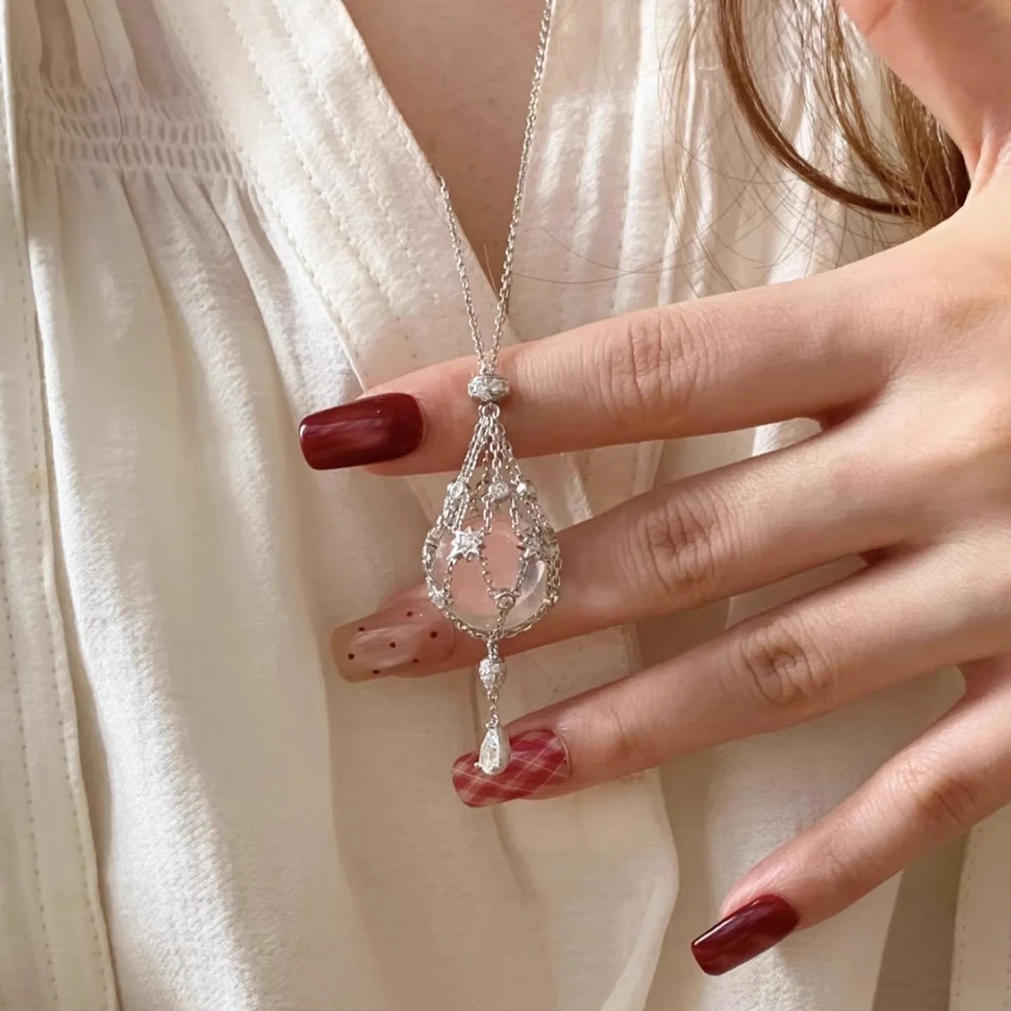 Chinese Style Lucky Clear Quartz Starburst Net Pocket Pendant Adjustable Retractable Clavicle Necklace For Women Blessing Fortun