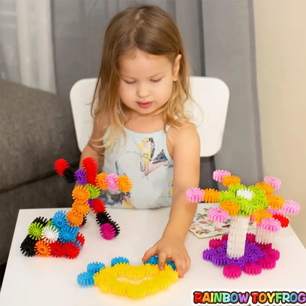 Interlocking Gears Toys for Kids - 100 Piece Kit with Tote - Colorful Manipulatives for Preschool Sensory Bin Or Occupational Th