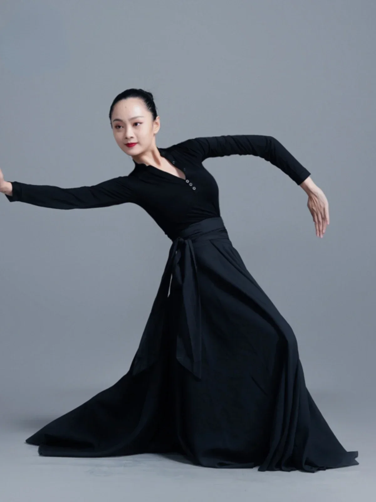 

Minority Mongolian Costumes Dress Tibetan Dance Stage Performance Ethnic Big Swing Tibetan Dance Practice Skirt Performance