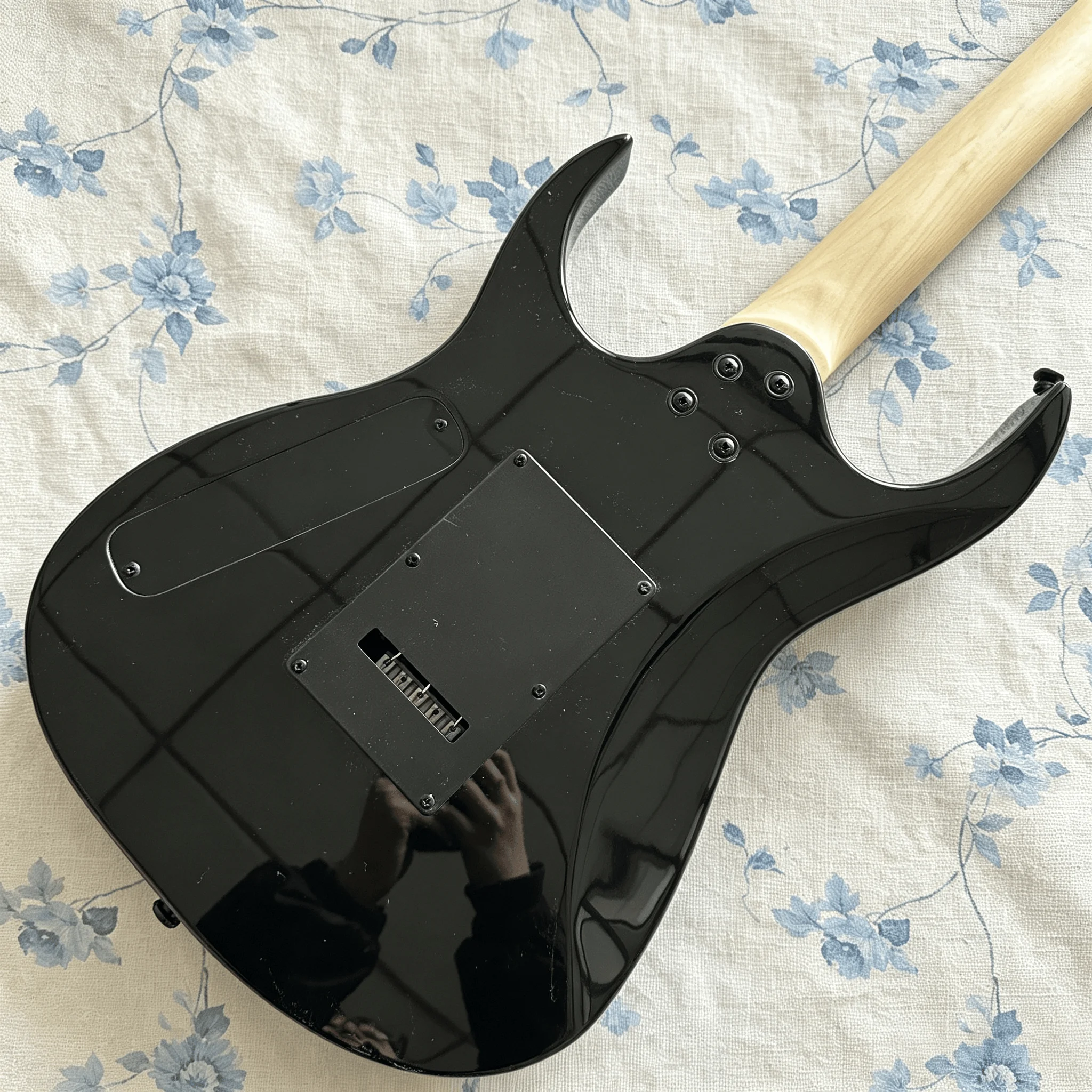 US Warehouse Color Geometric Graffiti Graphic Electric Guitar Double HH Humbucker Pickups Double Tremolo System Black Gloss Base Ebony Fretboard Black Hardware In Stock