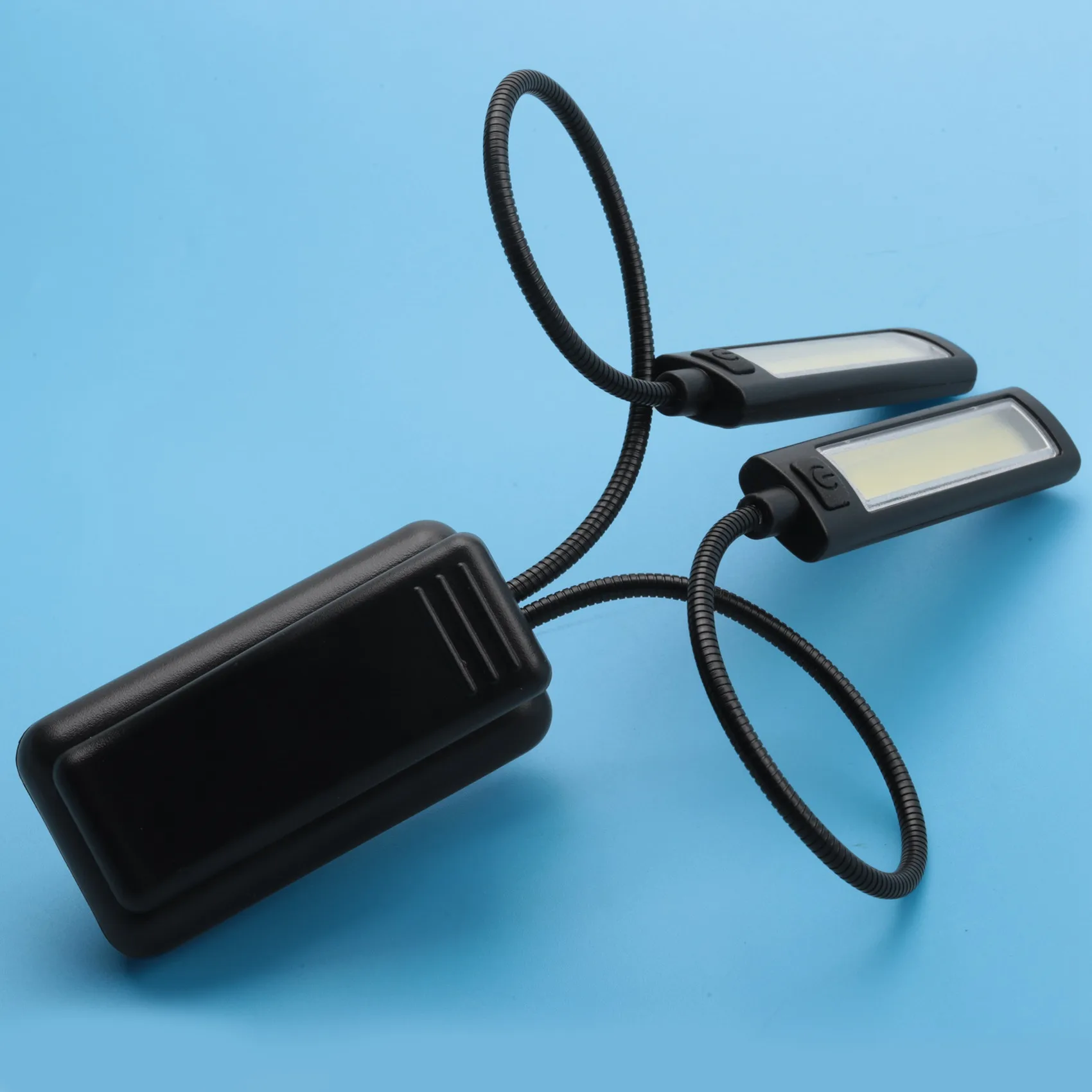 مشبك إضاءة بحامل LICE-Music على مصباح LED - بدون وميض، قابل للتعديل بالكامل، 6 مستويات من السطوع - أيضًا لقراءة الكتب، الأوركستر