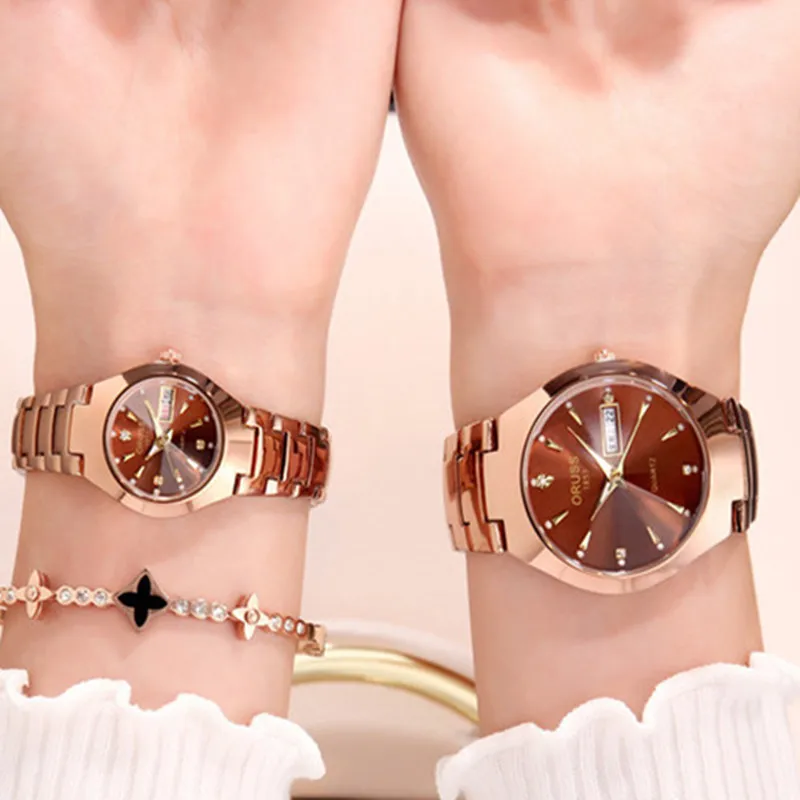 Couple Watches A pair of romantic upscale fashion all-in-one personality dual calendar durable steel belt casual business watch