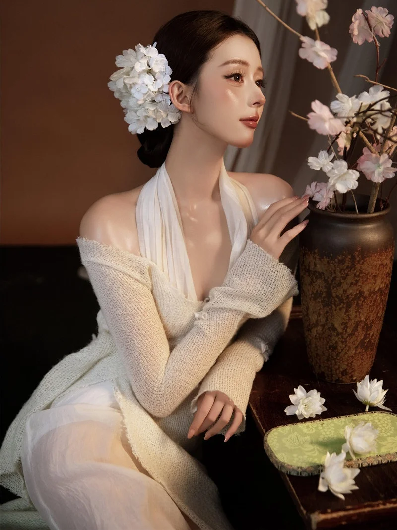 

Фотостудия Ele Zen Sle: Новая коллекция одежды в холодных тонах для художественной фотосъемки в монастырском стиле, полиэстер