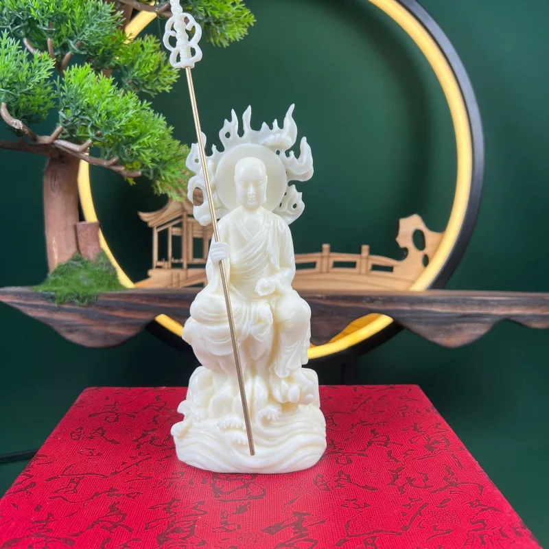 

Ivory Nut Carved Sitting King of Tibet Decoration Home Living Room and Tea Room Study Antique Shelf Decorations Crafts