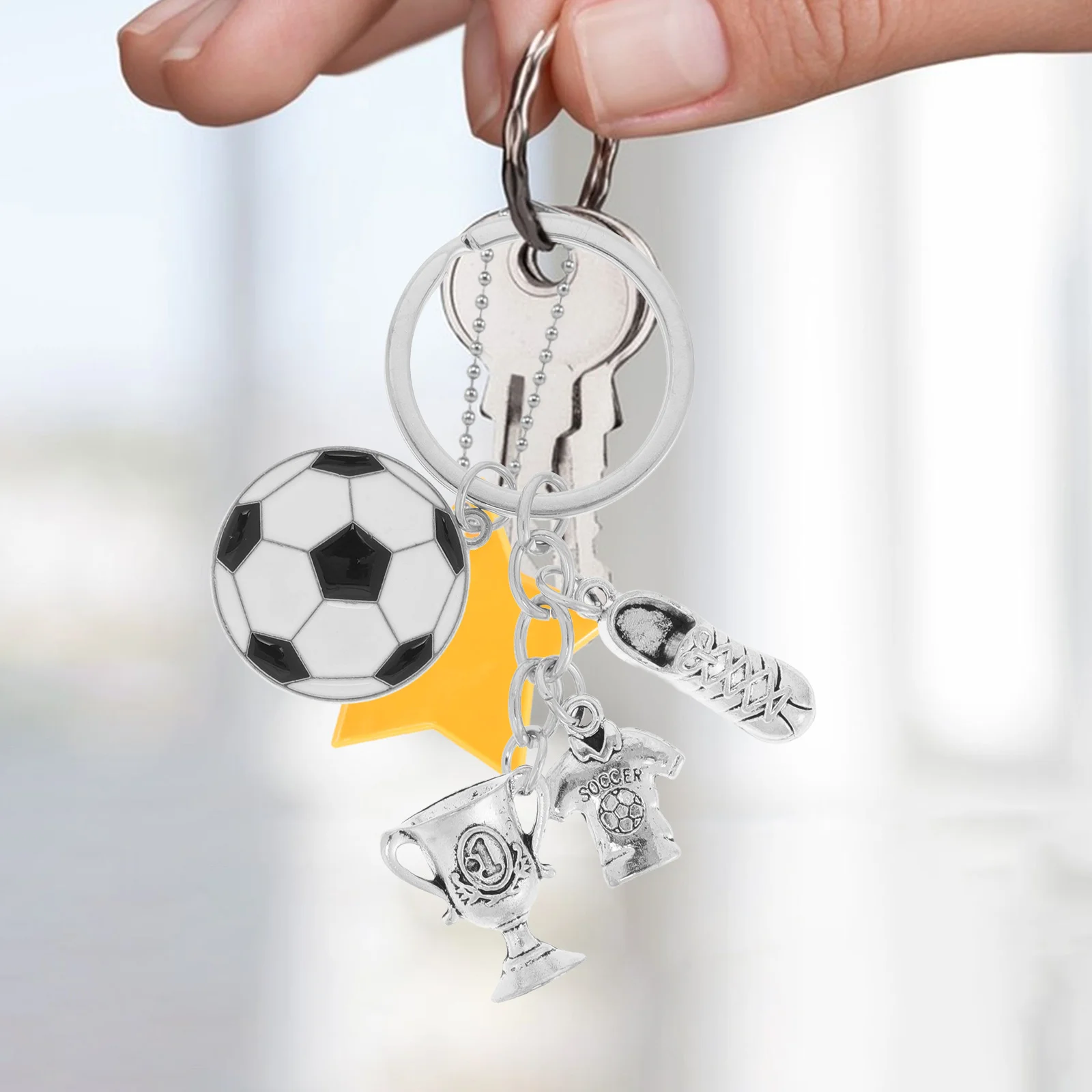 الرياضة المفاتيح قلادة فريدة من نوعها كرة القدم تصميم حلقة رئيسية لحقيبة الصالة الرياضية مفاتيح الأسطوانة سكيت مروحة الملحقات للرجال النساء المراهقين #2