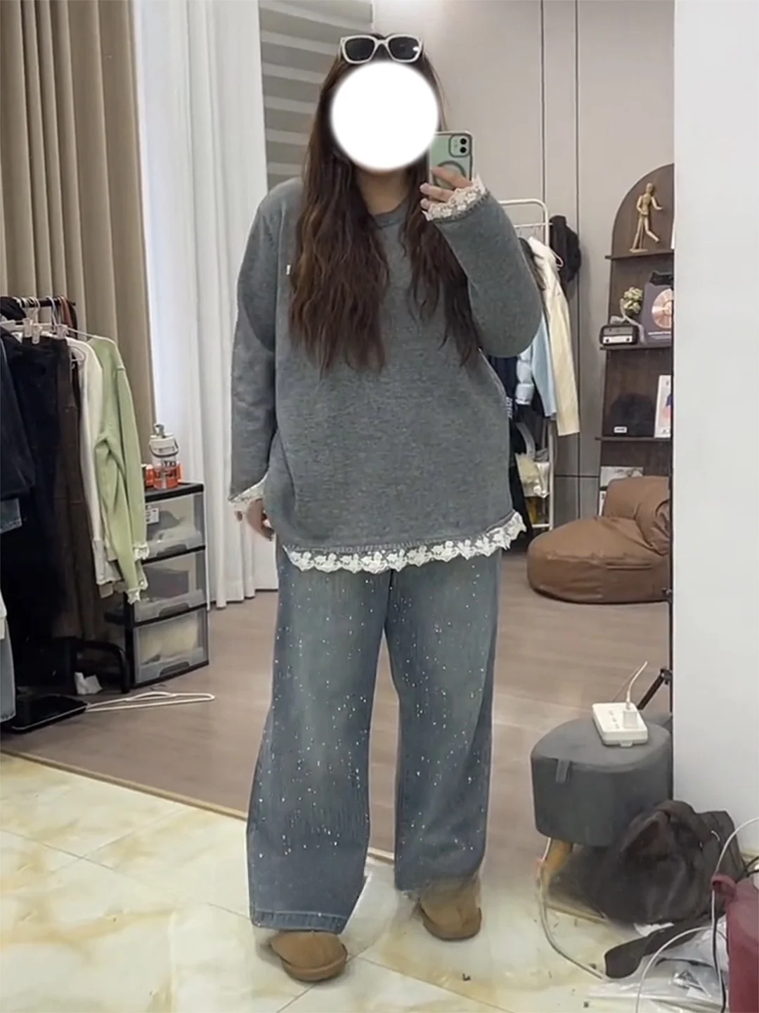 

Flashy Diamond Embellished Loose Fit Wide Leg Jeans for plus Size Women High Waist Glittering Sequins Retro Style Casual Wear