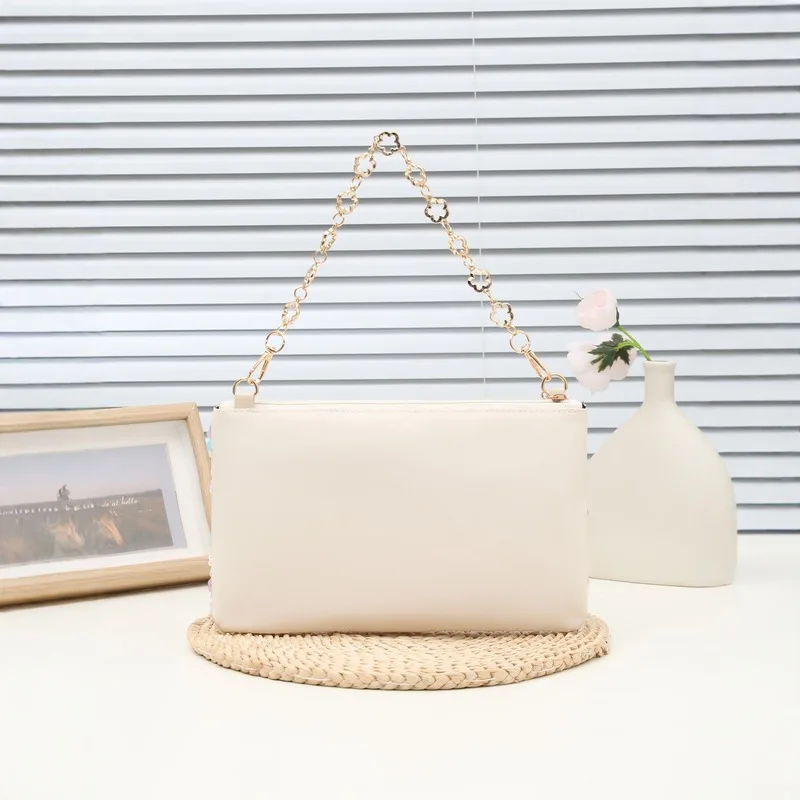 Women's Floral Sequin Shoulder Pouch, Beige Petal Chain Evening Bag for Wedding Prom Daily Events