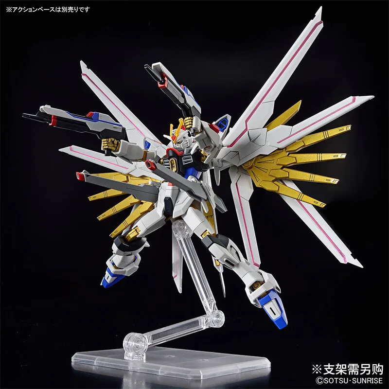 Model montażowy Bandai Gundam HG 1/144 SEED DESTINY Gundam, awaryjna wolność ataków