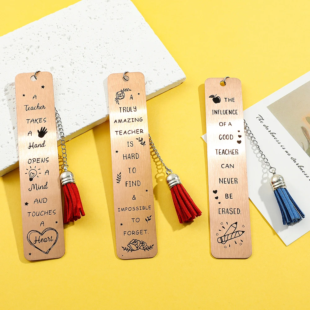 

Creative brass text pattern pendant bookmark, the best heartwarming little gift for book lovers who love reading.