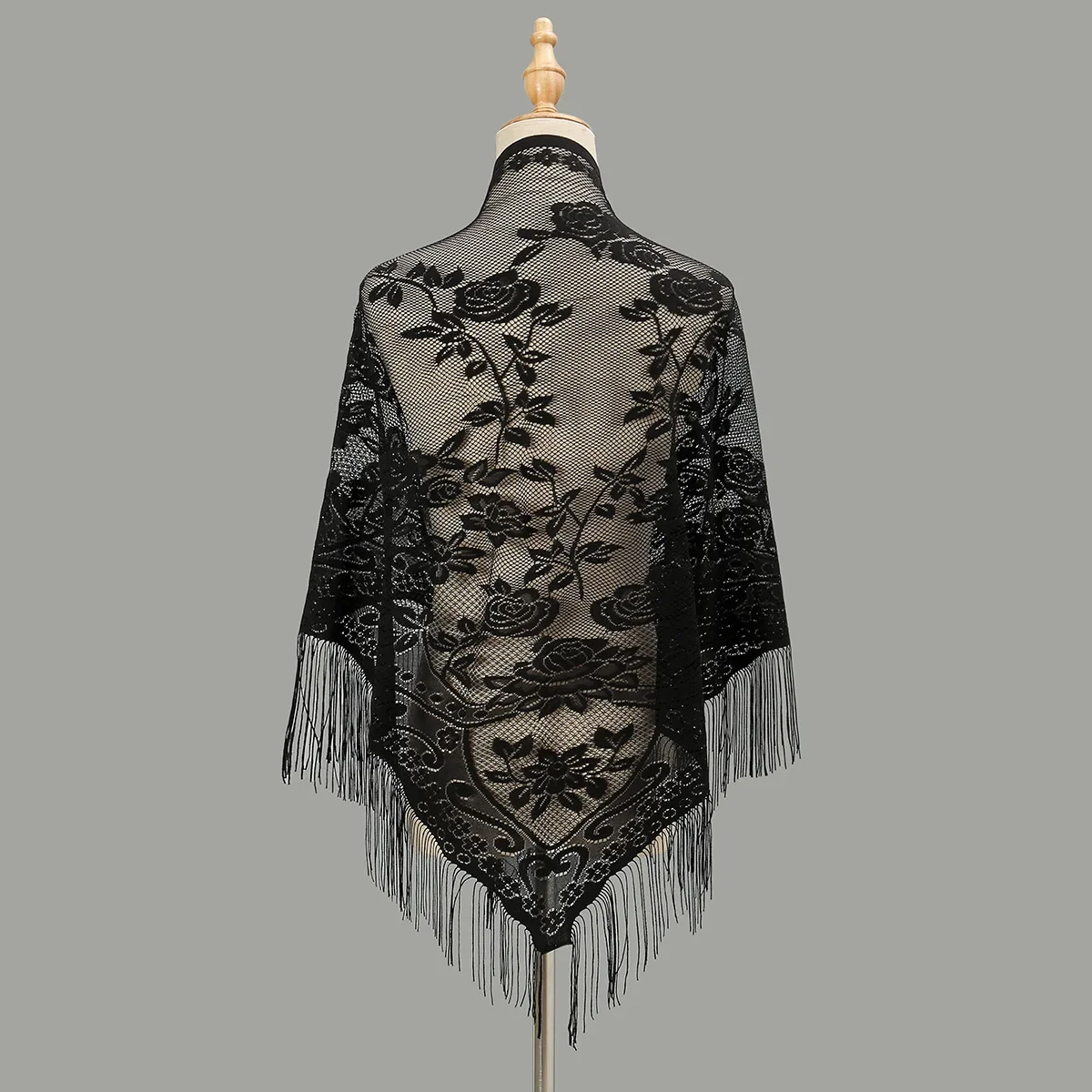 

Новая модная женская треугольная накидка, женская шаль, женские шали с кисточками, шарфы, кружевной шарф с цветком, весна-лето, реквизит для фотосессии, аксессуары