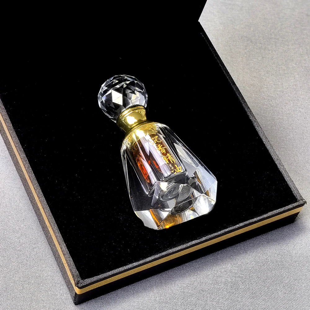 Huile essentielle naturelle de Kyara Agarwood pour l'aromathérapie, extraite par CO₂ supercritique, 