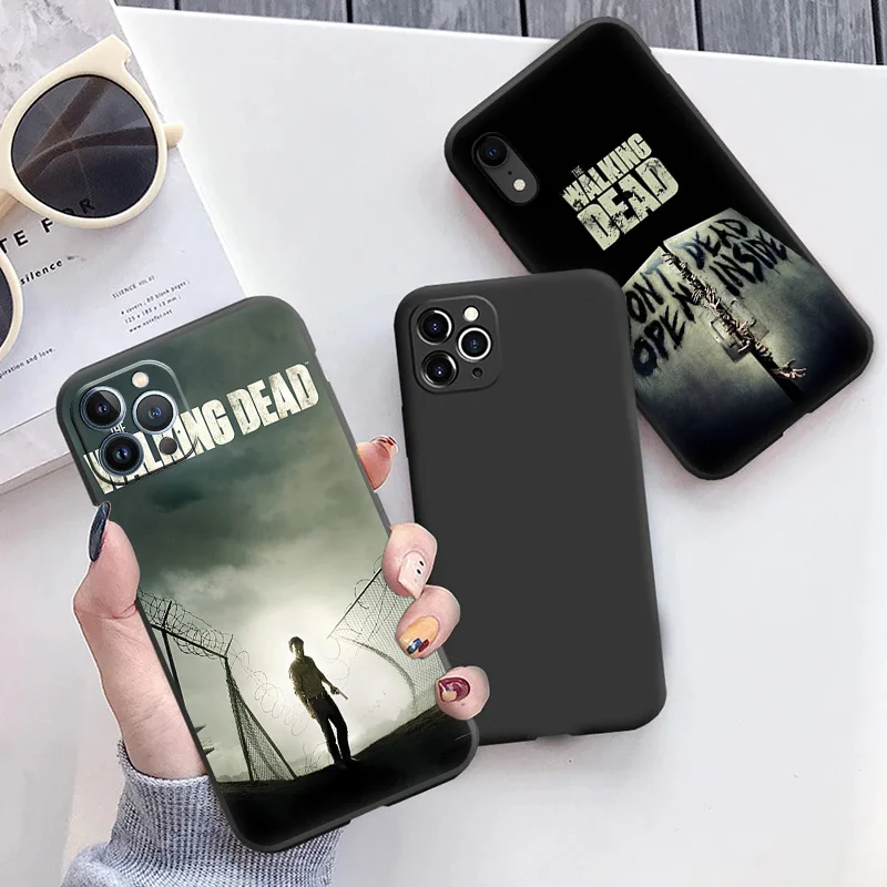 Casing ponsel lunak hitam Matte, untuk iPhone 14 15Pro 13 Pro Max 12 11 Mini 7 8 15 6 6S Plus SE XS XR X The Walking Dead