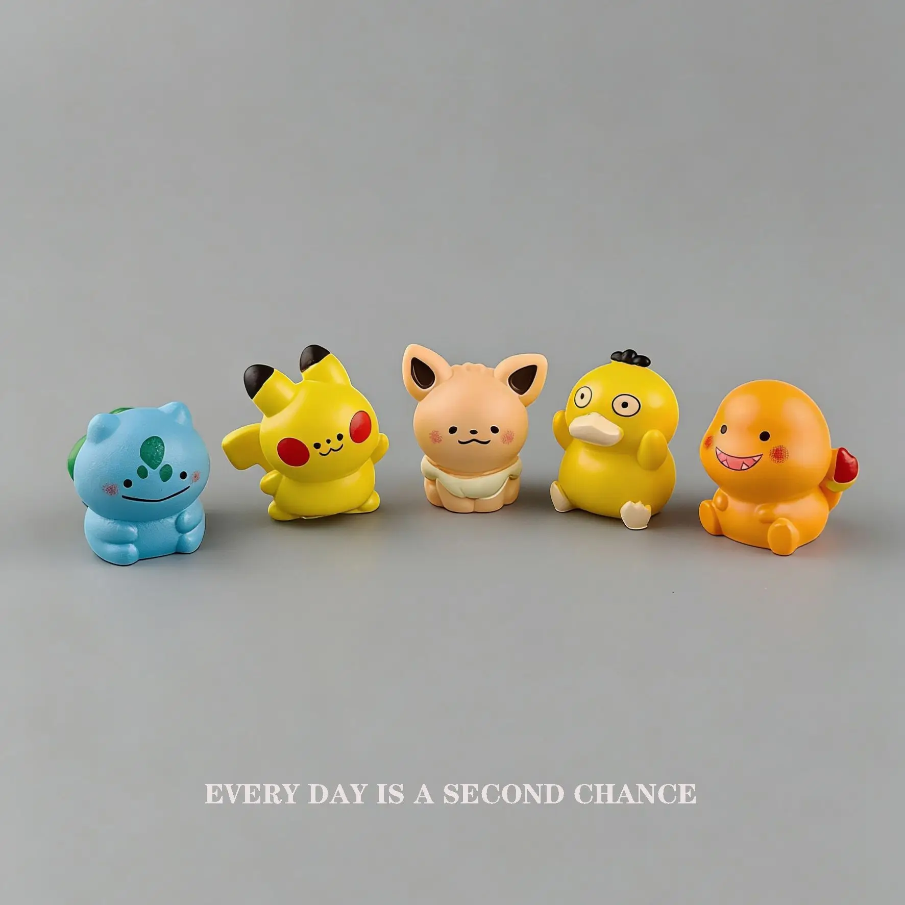 Miniatura Pokémon Chibi para Decoração de Mesa, Ornamento para Tela Central, Brinquedo Miniatura para Escritório, Relaxante e Aliviador de Estresse
