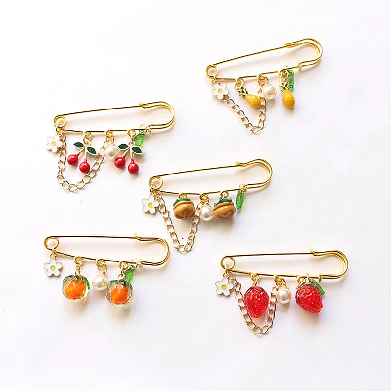 Fashion Simple Clothing Brooches For Women Creative Persimmon Strawberry Lapel Pin Sweater Coat Dress Badge Buckle Accessories