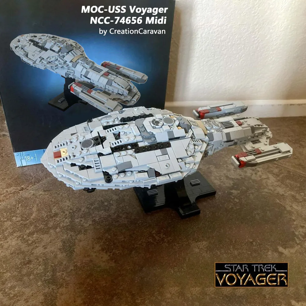 NEW 742PCS MOC USS Voyager NCC-74656 Midi-Scale Building Blocks Space Treks Sapceship Model DIY Bricks Set Toys Gifts