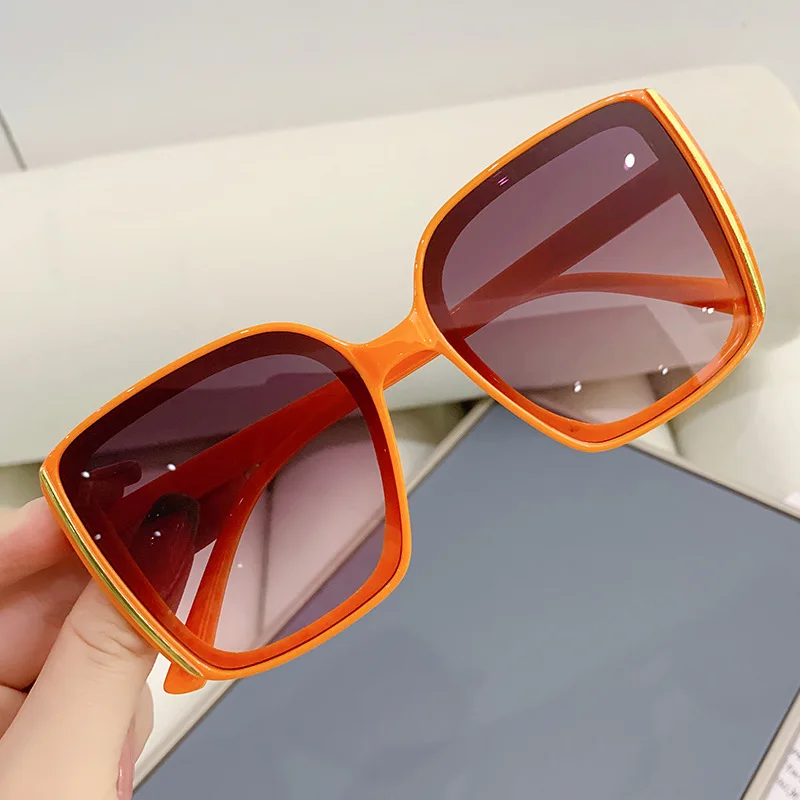 

New Hot Stamping Square Glasses Fashionable Sunglasses Glasses Women's UV Protection Vintage Sunglasses