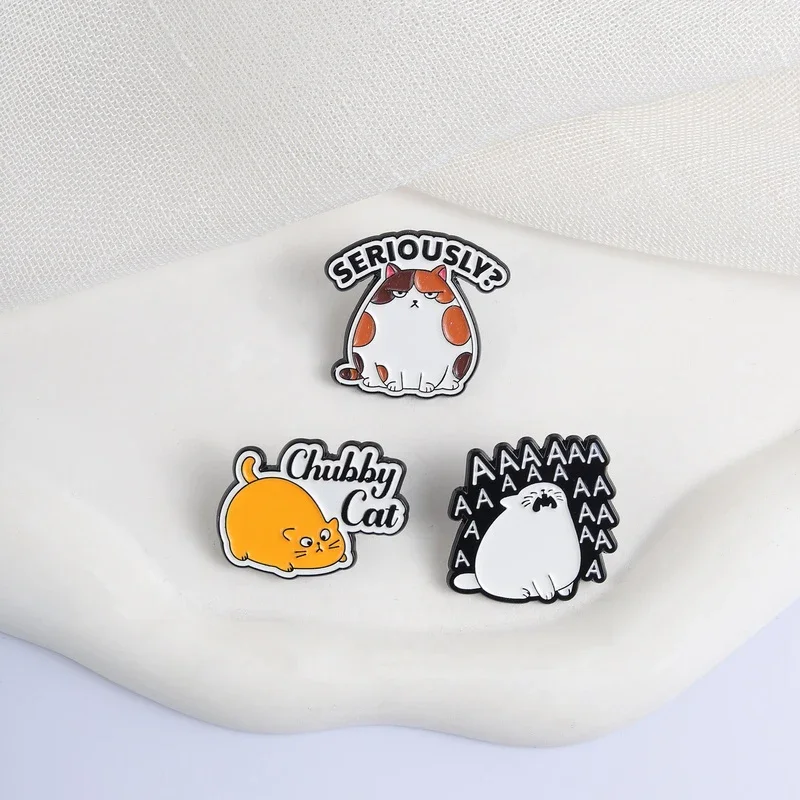 Cute Animal Enamel Brooch Lapel Pin Computer Book Cat Doctor Goose Dog Duck Mouse Metal Badge Punk Clothing Jewelry Friend Gift