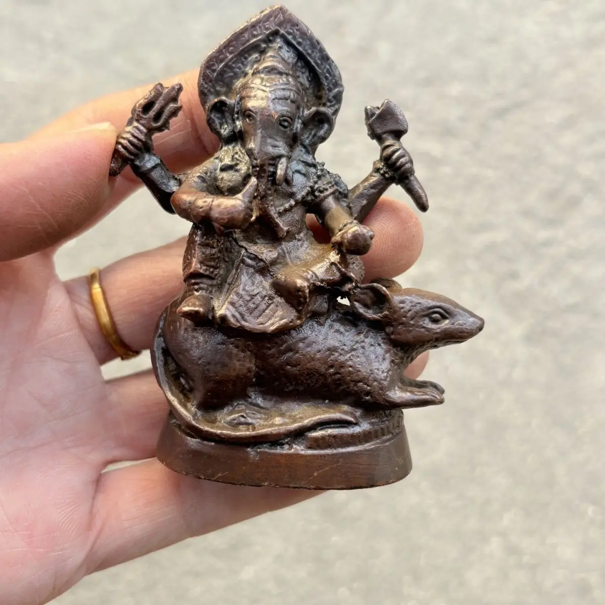 Nepal Lord Ganesha riding a rat Statue Sculpture Figurines Home Garden Decoration Statues For House ﻿
