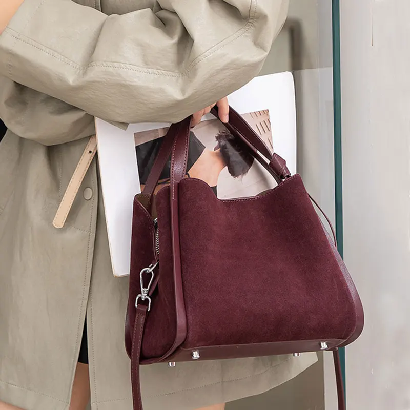 

Suede Leather Women's Bucket Bag 2026 New Luxury Designer Shoulder Bag Nubuck Cowhide Handabg Fashion Women Crossbody Bags