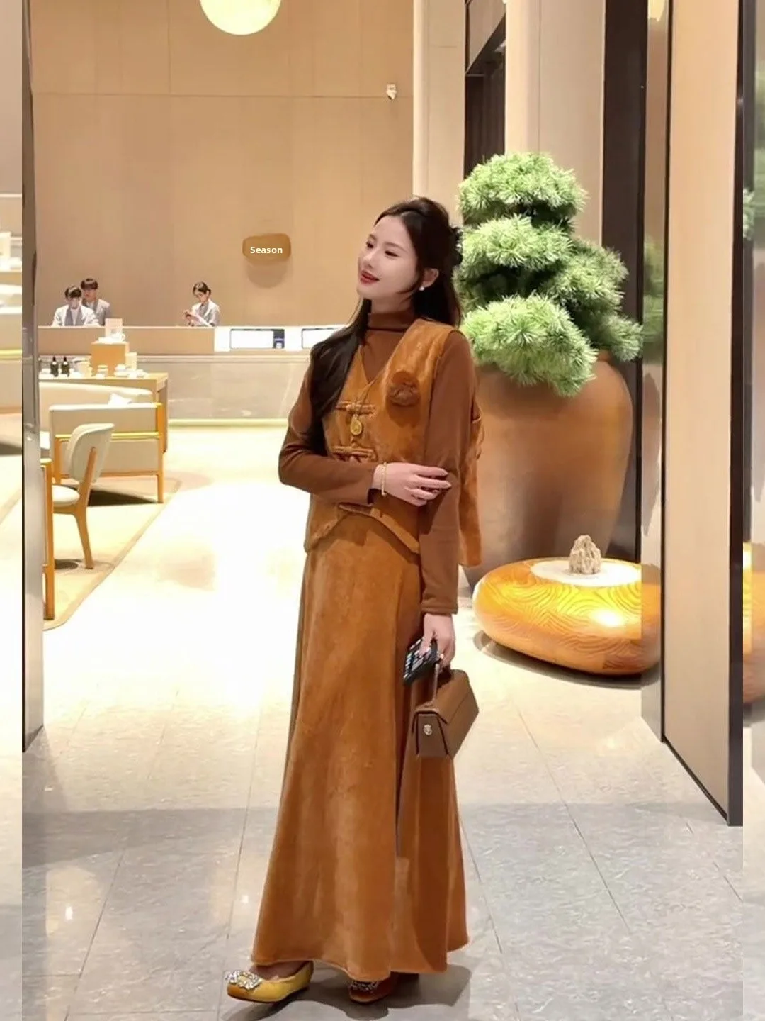 

plus Size Faion Set New Chinese Sle Button up Top And Skirt Slimming Drapey Vest High Waist Midi Skirt for plus Size Women