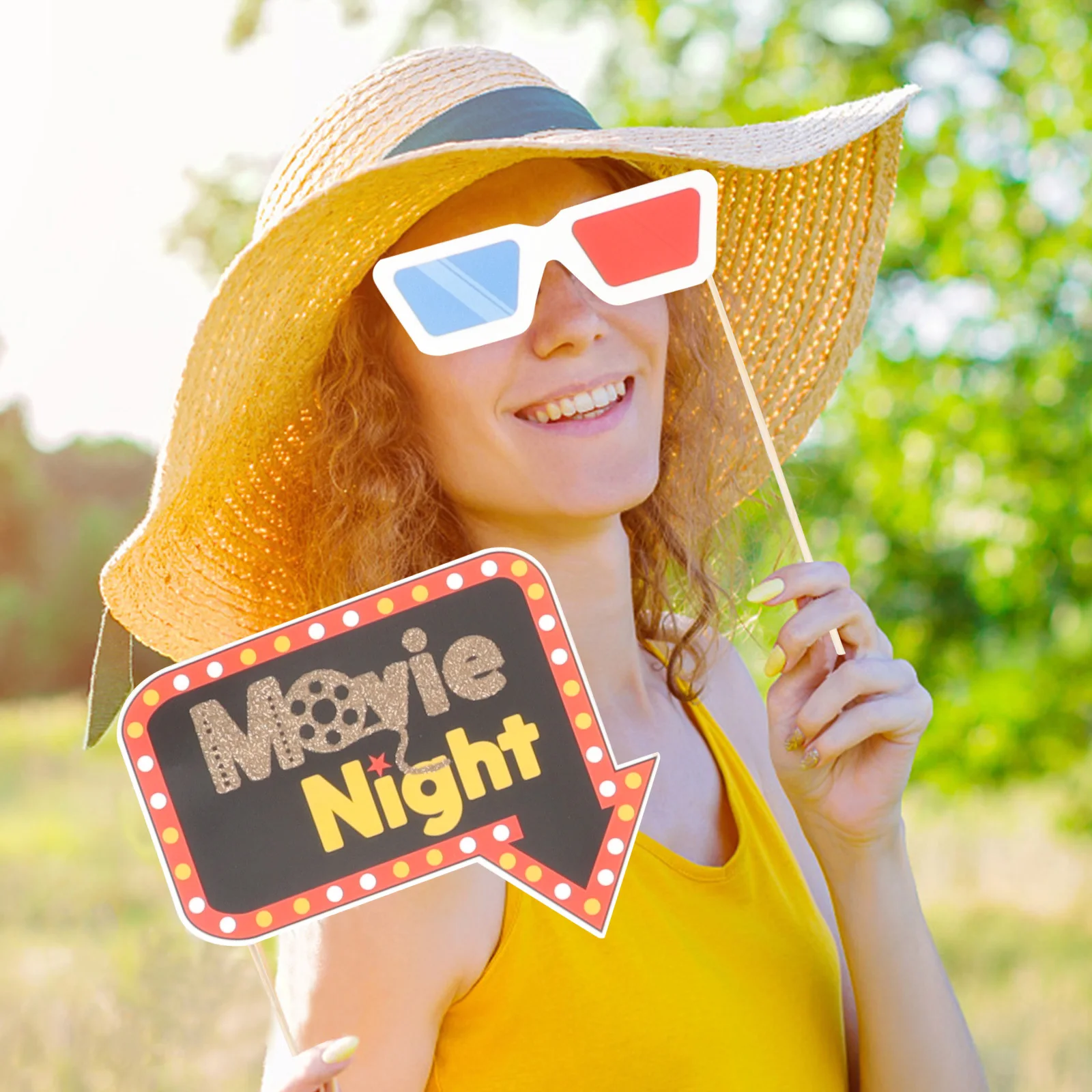 

21pcs Movie Theme Photo Props Birthday Party Supplies For Outdoor Events Bachelorette Wedding Decoration Favors