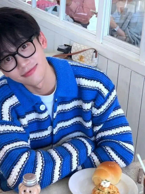 블루 스트라이프 칼라 컬러 블록 루즈핏 니트웨어 재킷 유니섹스 아메리칸 스타일 레이지 카디건 다용도 긴팔 폴로넥